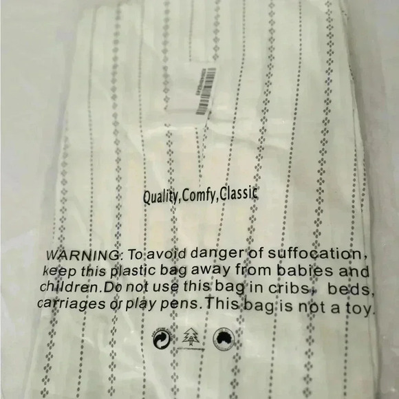 Timeson’s women’s v-neck short sleeve curved hem sheer chiffon blouse. - Picture 3 of 3